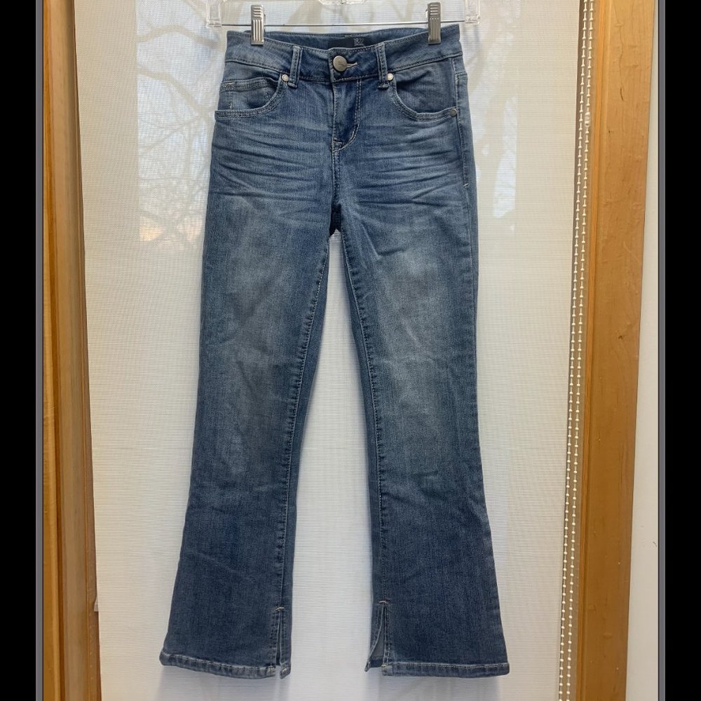 1822 Denim Cropped Flare Jean